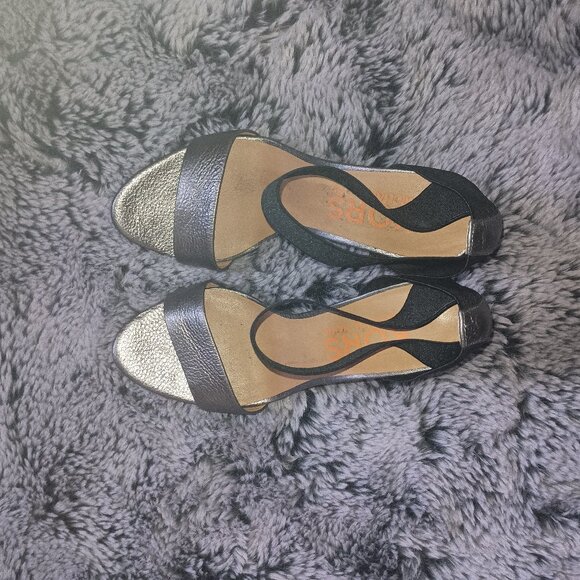 Nwot. Vintage Kors by Michael kors strappy stiletto 7.5 - Picture 2 of 3